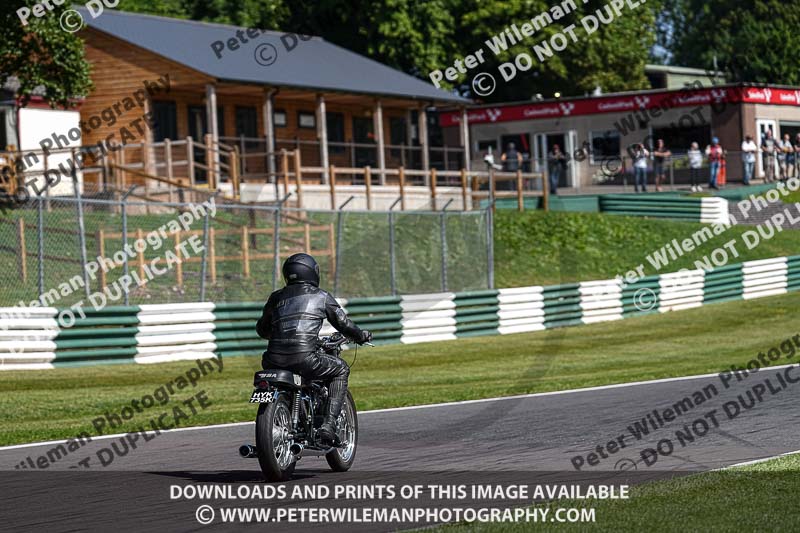 Vintage motorcycle club;eventdigitalimages;mallory park;mallory park trackday photographs;no limits trackdays;peter wileman photography;trackday digital images;trackday photos;vmcc festival 1000 bikes photographs